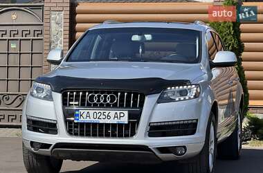 Позашляховик / Кросовер Audi Q7 2011 в 
