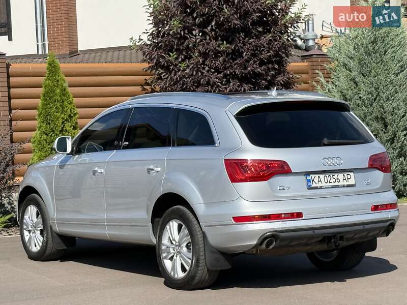Внедорожник / Кроссовер Audi Q7 2011 в Киеве