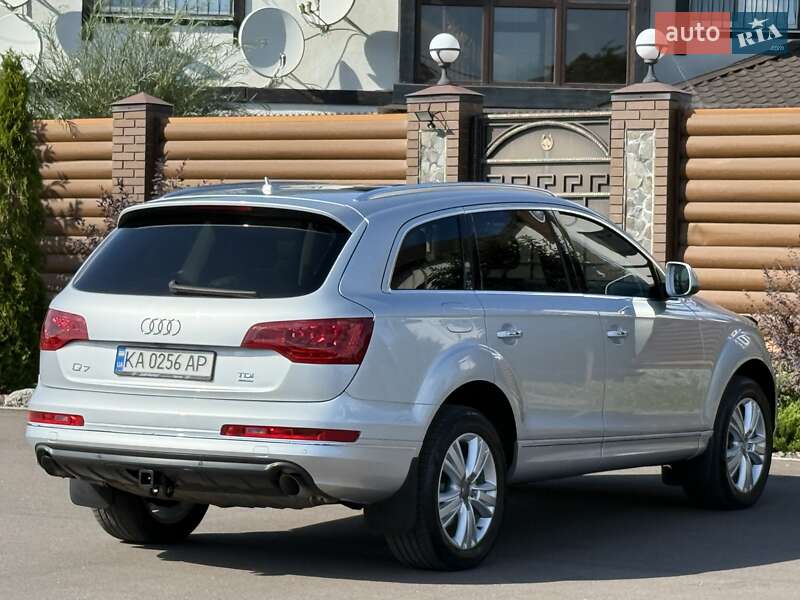 Внедорожник / Кроссовер Audi Q7 2011 в Киеве