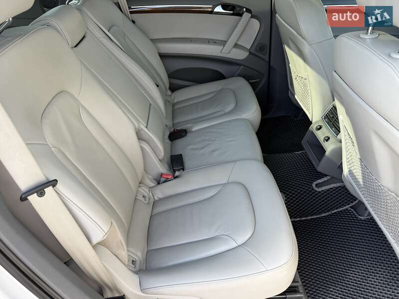 Внедорожник / Кроссовер Audi Q7 2011 в Киеве