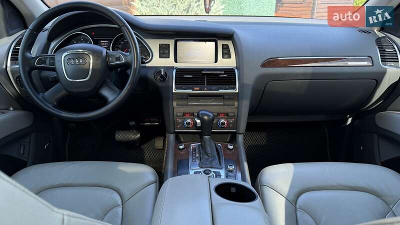 Внедорожник / Кроссовер Audi Q7 2011 в Киеве