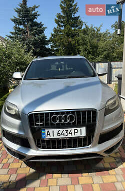Позашляховик / Кросовер Audi Q7 2010 в 