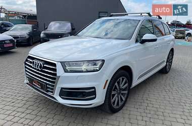 Позашляховик / Кросовер Audi Q7 2016 в 