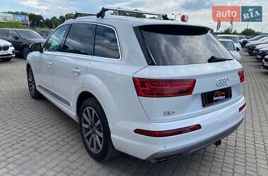 Позашляховик / Кросовер Audi Q7 2016 в 