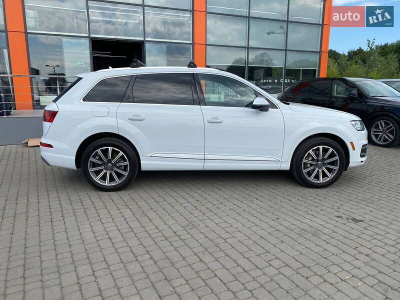 Внедорожник / Кроссовер Audi Q7 2016 в Львове
