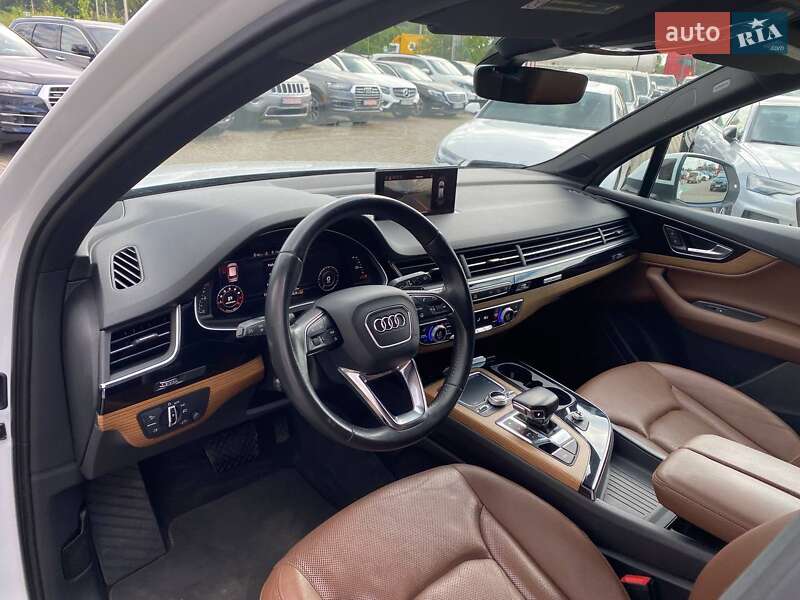 Внедорожник / Кроссовер Audi Q7 2016 в Львове