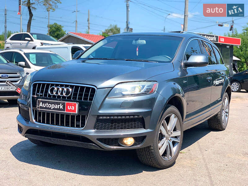 Внедорожник / Кроссовер Audi Q7 2012 в 