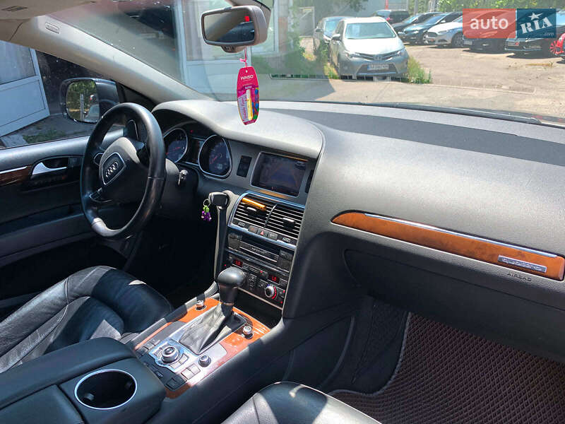 Внедорожник / Кроссовер Audi Q7 2012 в Виннице