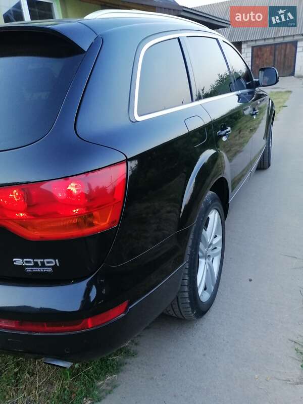 Позашляховик / Кросовер Audi Q7 2006 в Гайсину