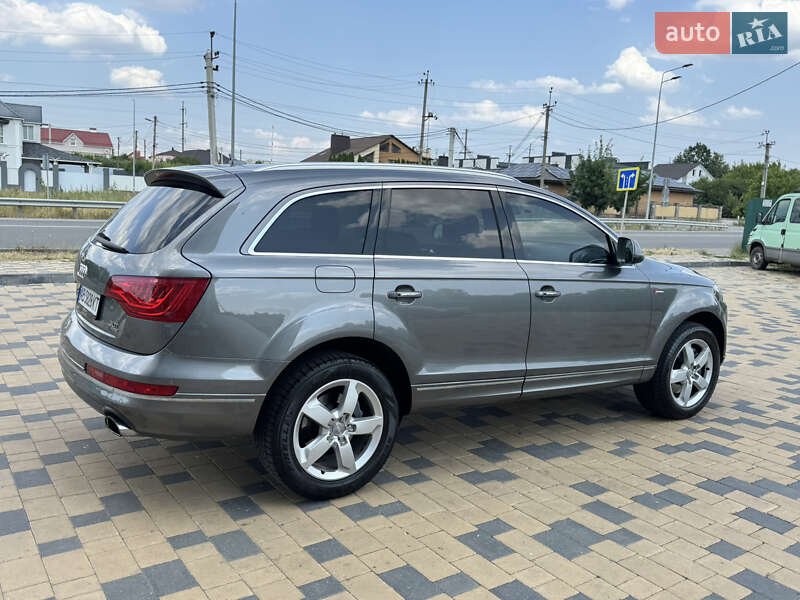 Позашляховик / Кросовер Audi Q7 2014 в Вінниці