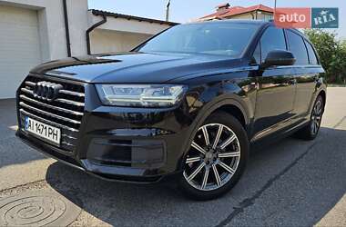Позашляховик / Кросовер Audi Q7 2016 в Софіївській Борщагівці