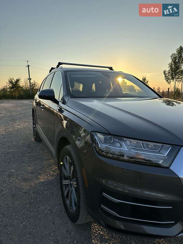 Внедорожник / Кроссовер Audi Q7 2019 в Одессе