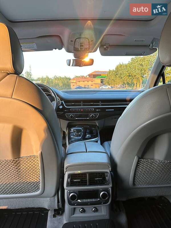 Внедорожник / Кроссовер Audi Q7 2019 в Одессе