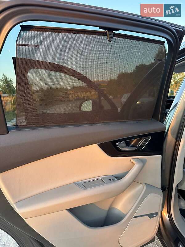 Внедорожник / Кроссовер Audi Q7 2019 в Одессе