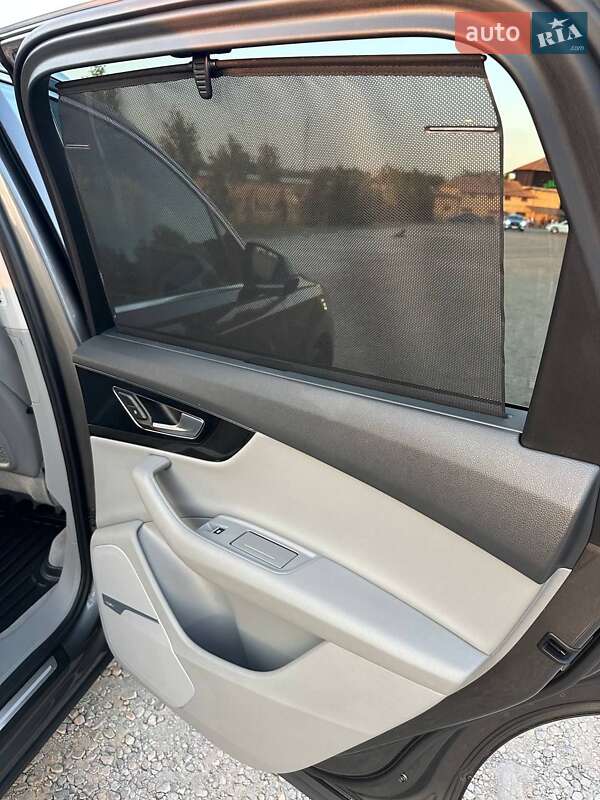 Внедорожник / Кроссовер Audi Q7 2019 в Одессе