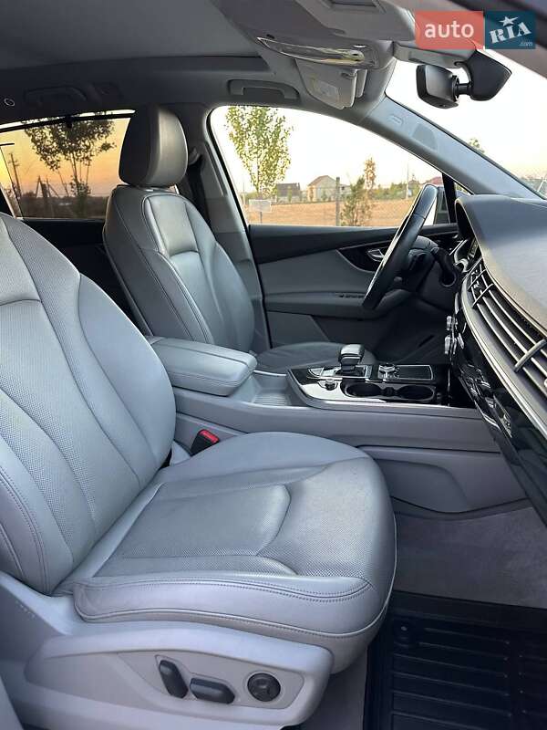 Внедорожник / Кроссовер Audi Q7 2019 в Одессе