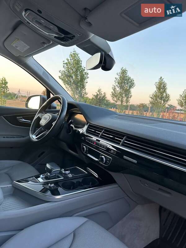 Внедорожник / Кроссовер Audi Q7 2019 в Одессе