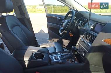 Внедорожник / Кроссовер Audi Q7 2015 в 