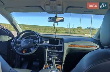 Внедорожник / Кроссовер Audi Q7 2015 в 