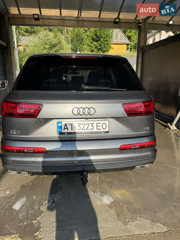 Audi Q7 2017