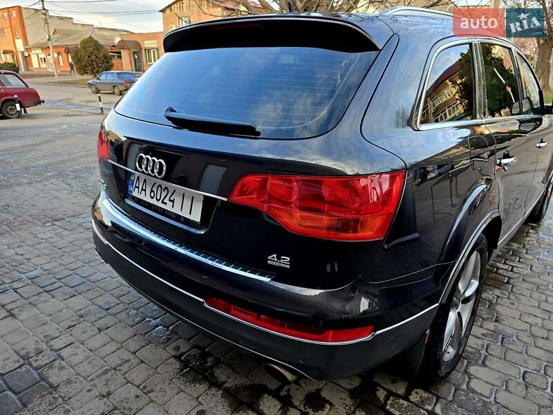 Позашляховик / Кросовер Audi Q7 2007 в Києві
