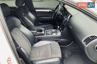 Позашляховик / Кросовер Audi Q7 2008 в 