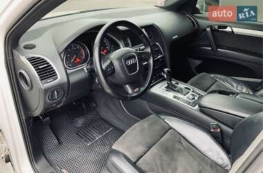 Позашляховик / Кросовер Audi Q7 2008 в 
