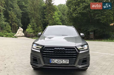 Внедорожник / Кроссовер Audi Q7 2017 в 