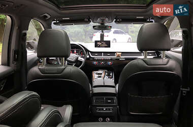 Внедорожник / Кроссовер Audi Q7 2017 в 