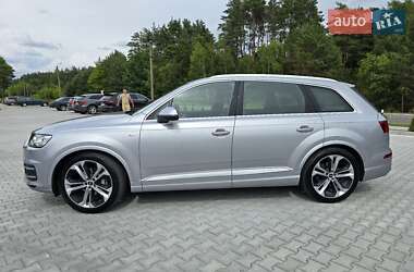Внедорожник / Кроссовер Audi Q7 2018 в 