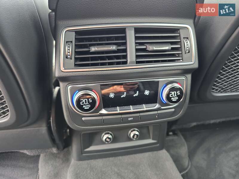 Позашляховик / Кросовер Audi Q7 2018 в Ковелі