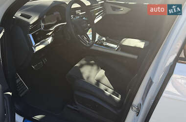 Внедорожник / Кроссовер Audi Q7 2022 в 