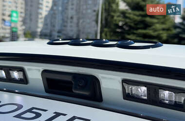 Внедорожник / Кроссовер Audi Q7 2022 в 