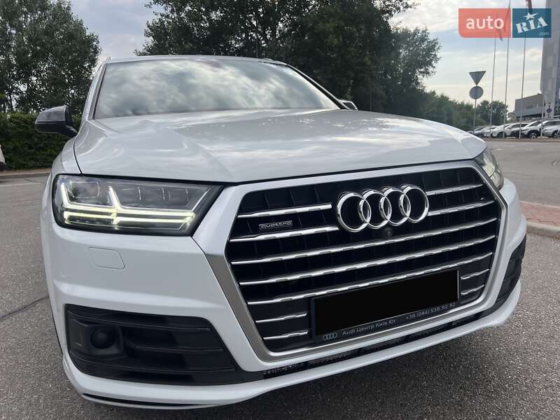 Позашляховик / Кросовер Audi Q7 2018 в Києві