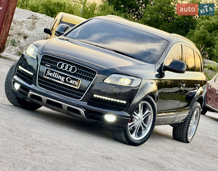 Позашляховик / Кросовер Audi Q7 2006 в Рівному
