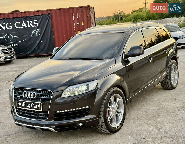 Позашляховик / Кросовер Audi Q7 2006 в Рівному