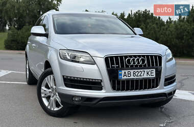 Внедорожник / Кроссовер Audi Q7 2014 в 