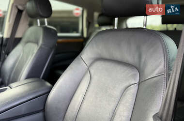 Внедорожник / Кроссовер Audi Q7 2014 в 