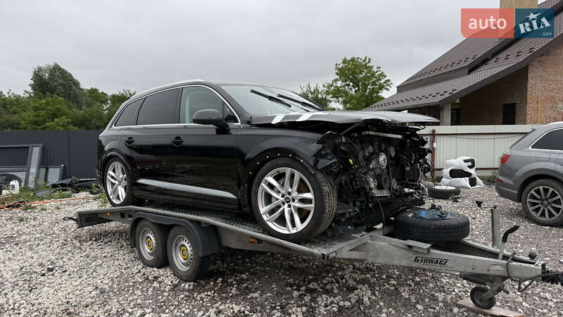 Позашляховик / Кросовер Audi Q7 2018 в Яворові