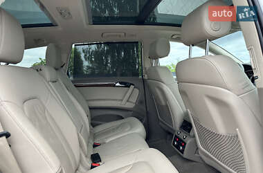 Позашляховик / Кросовер Audi Q7 2014 в 