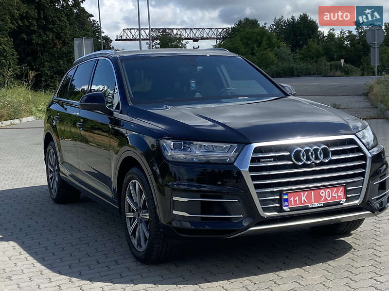 Внедорожник / Кроссовер Audi Q7 2018 в Виннице