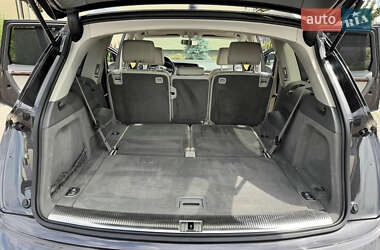 Внедорожник / Кроссовер Audi Q7 2011 в 