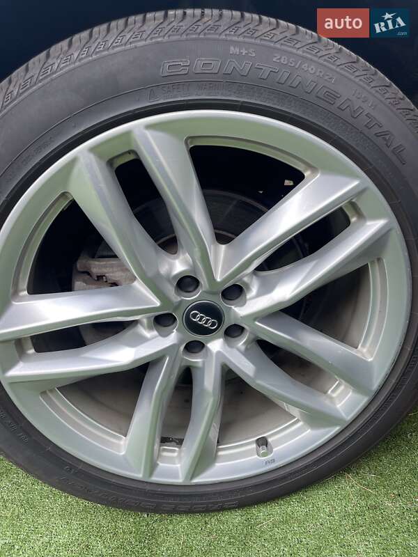 Позашляховик / Кросовер Audi Q7 2017 в Києві