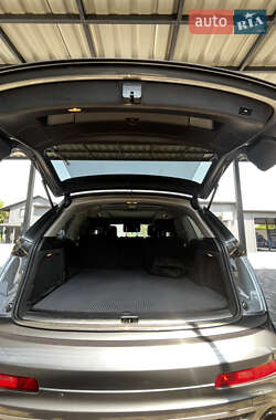 Позашляховик / Кросовер Audi Q7 2009 в 