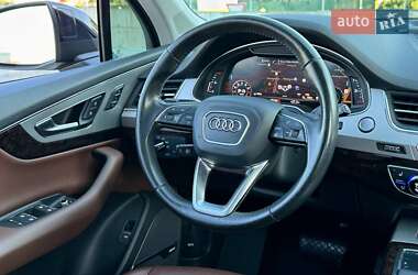 Внедорожник / Кроссовер Audi Q7 2019 в 