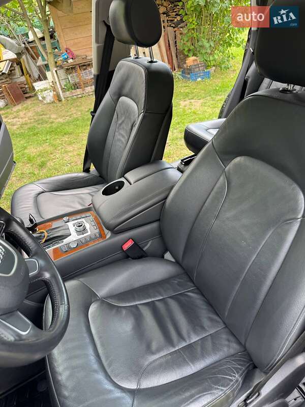 Внедорожник / Кроссовер Audi Q7 2013 в Сумах