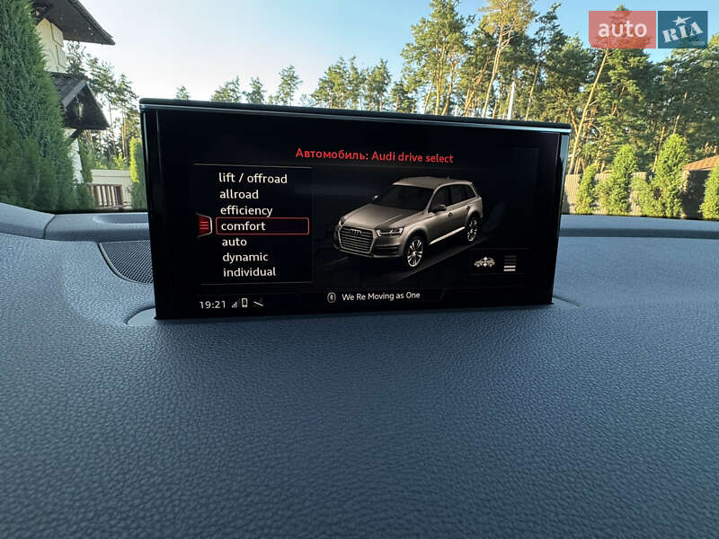 Позашляховик / Кросовер Audi Q7 2018 в Києві