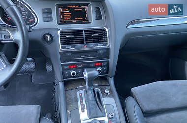 Внедорожник / Кроссовер Audi Q7 2014 в 