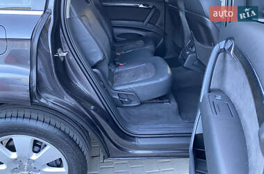 Внедорожник / Кроссовер Audi Q7 2014 в 
