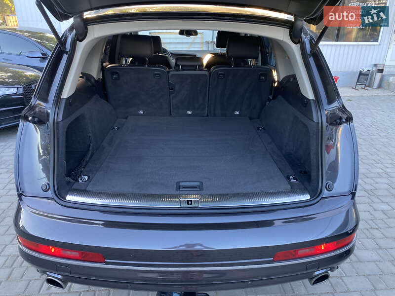 Внедорожник / Кроссовер Audi Q7 2014 в Одессе